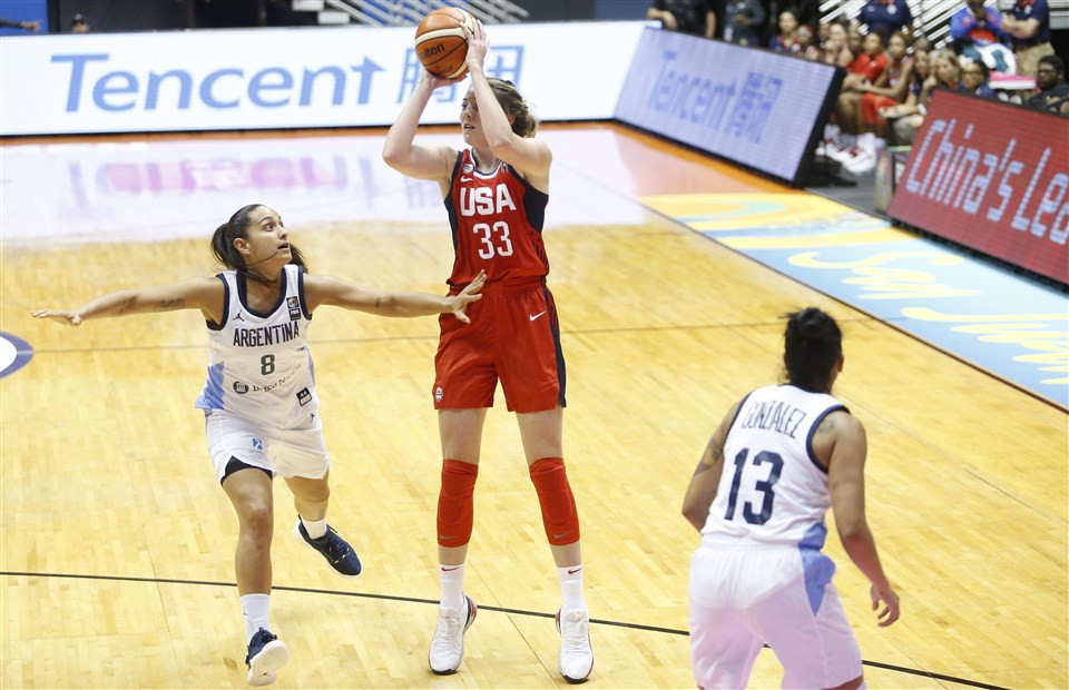 The United States thrashed Argentina and are in ominous form ©FIBA