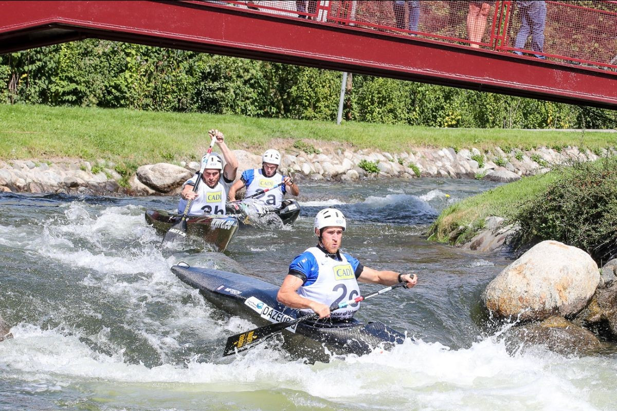 France claim gold medal hat-trick on day one of ICF Wildwater Canoeing World Championships