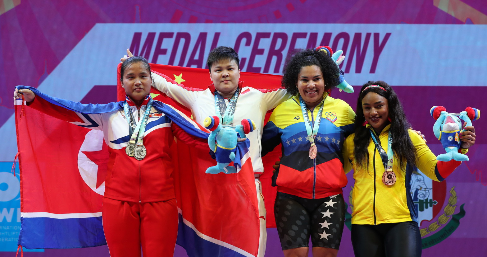 IWF World Championships: Day nine of competition