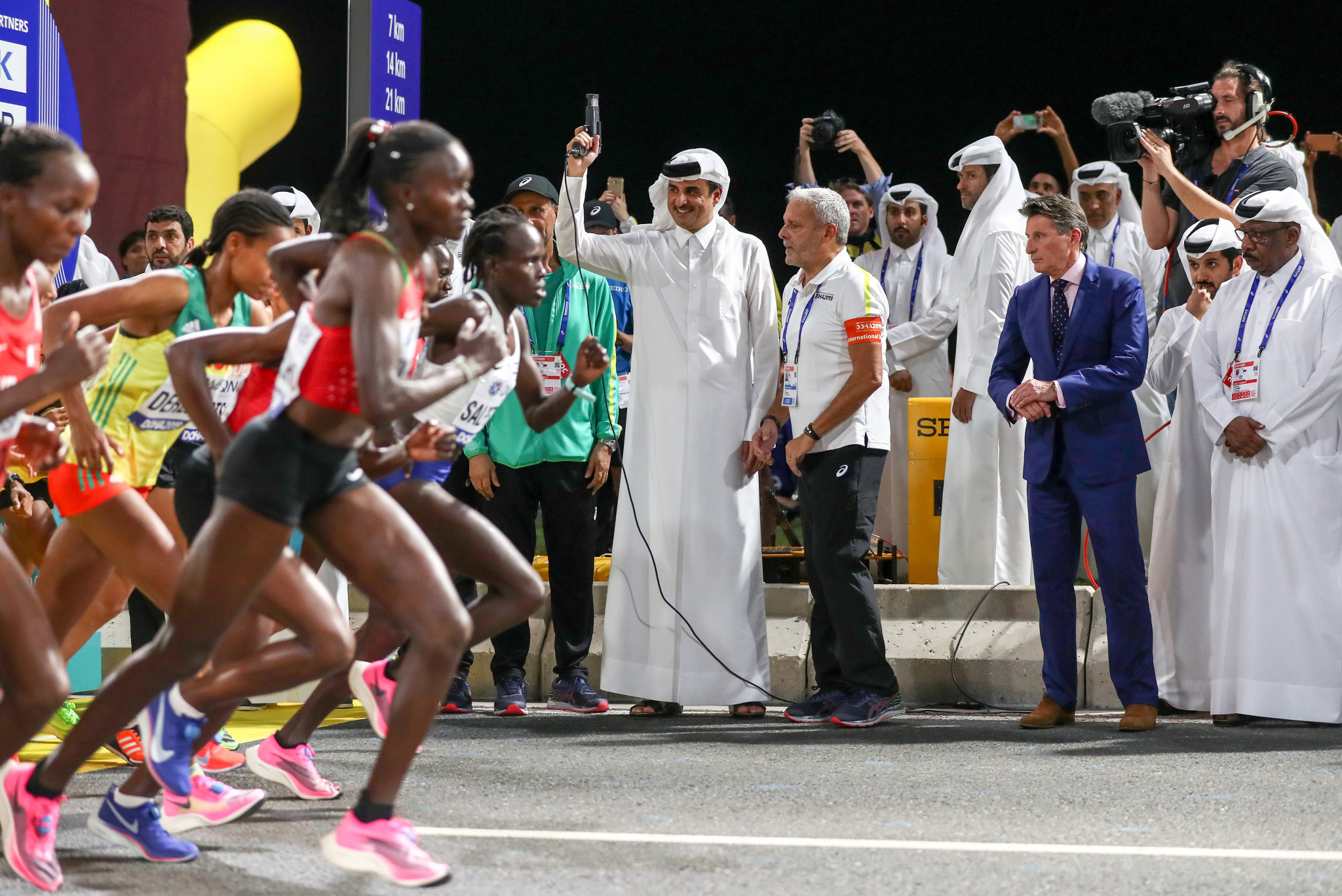 The marathon started at midnight with the runners set on their way by the Emir of Qatar in a race that the winner did not cross the finishing line until after 2.30am ©Getty Images