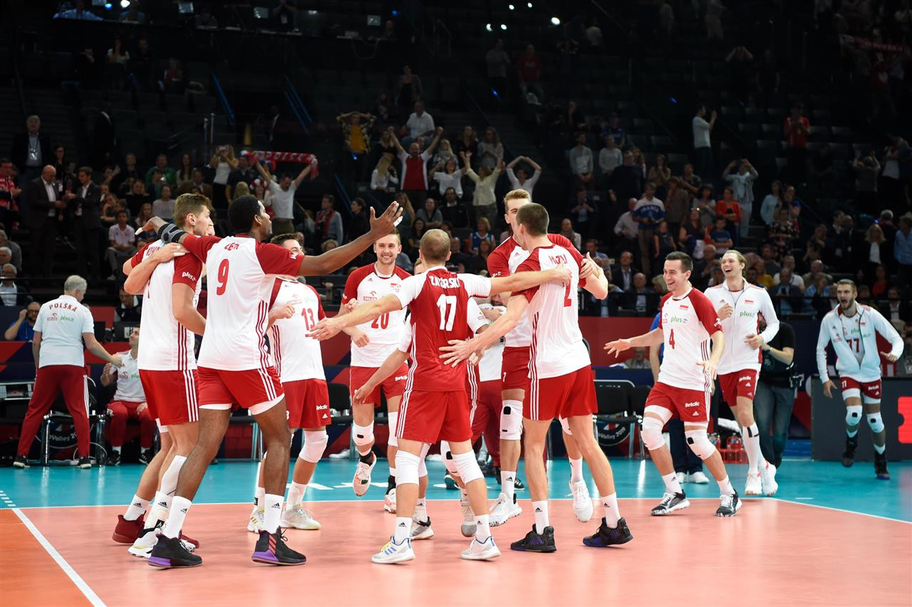 Poland beat France in straight sets for men's European Volleyball bronze