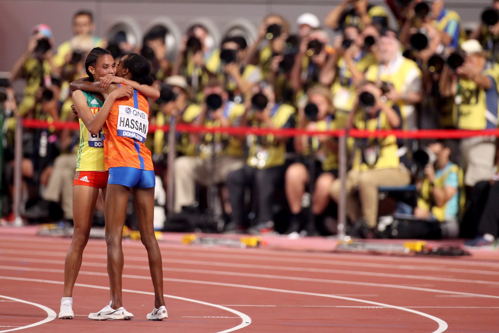 The Netherlands' Sifan Hassan won comfortably and afterwards embraced with the silver medallist, Ethopia's Letesenbet Gidey, as photographers captured the moment ©Getty Images