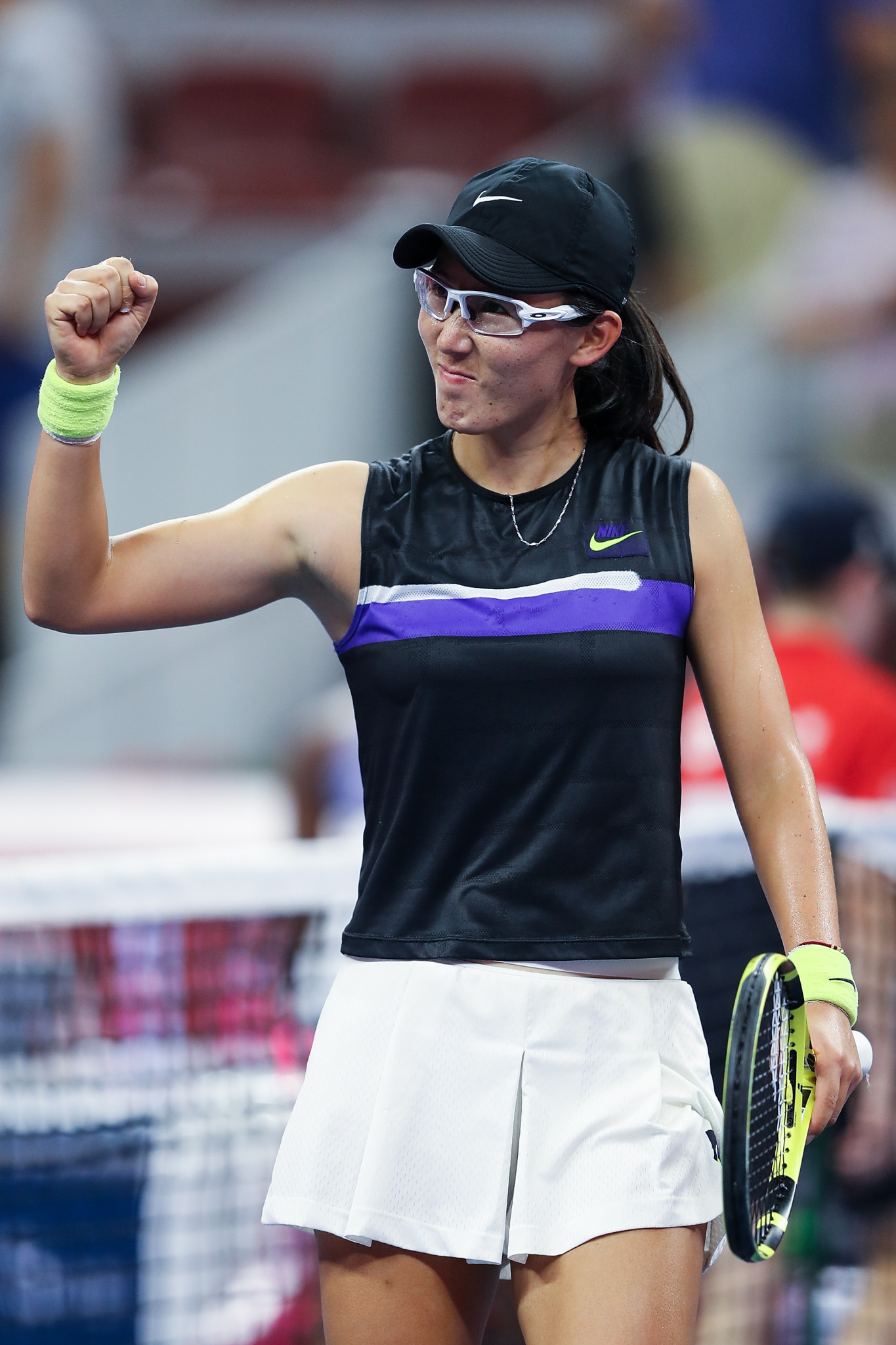 Zheng celebrates National Day with China Open win over Stephens