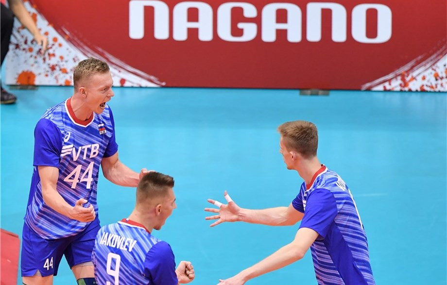 Russia recovered from two sets down to beat Canada ©FIVB