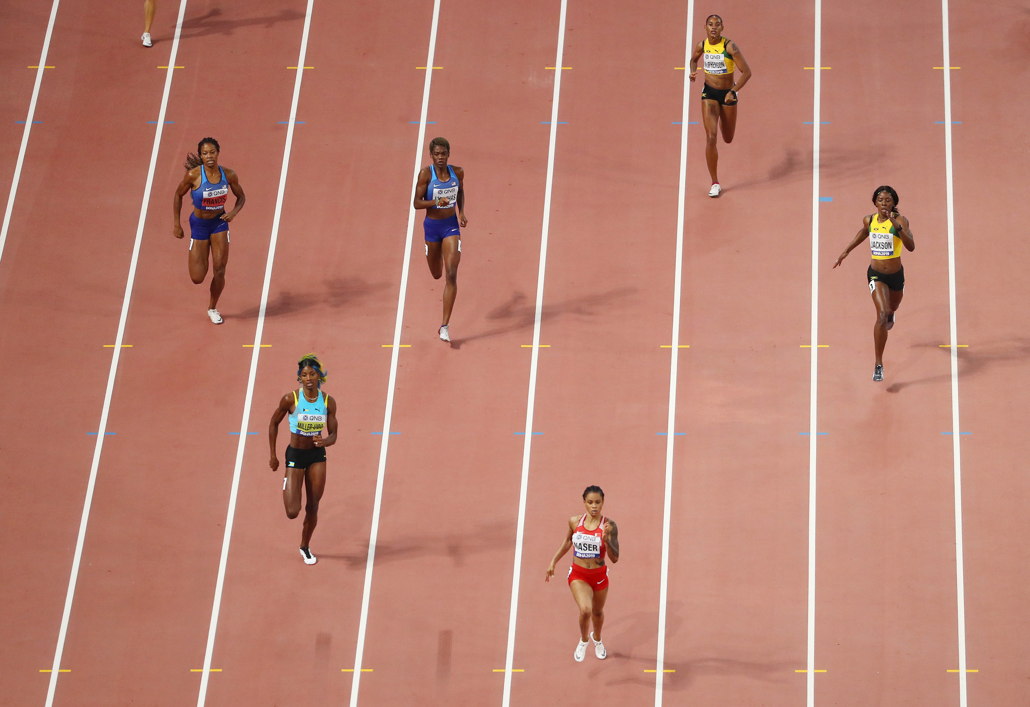 Salwa Eid Naser of Bahrain clocks 48.14 to win the women's world 400m title, with Rio 2016 champion Shaunae Miller-Uibo taking more than half a second off her best in second place ©Getty Images
