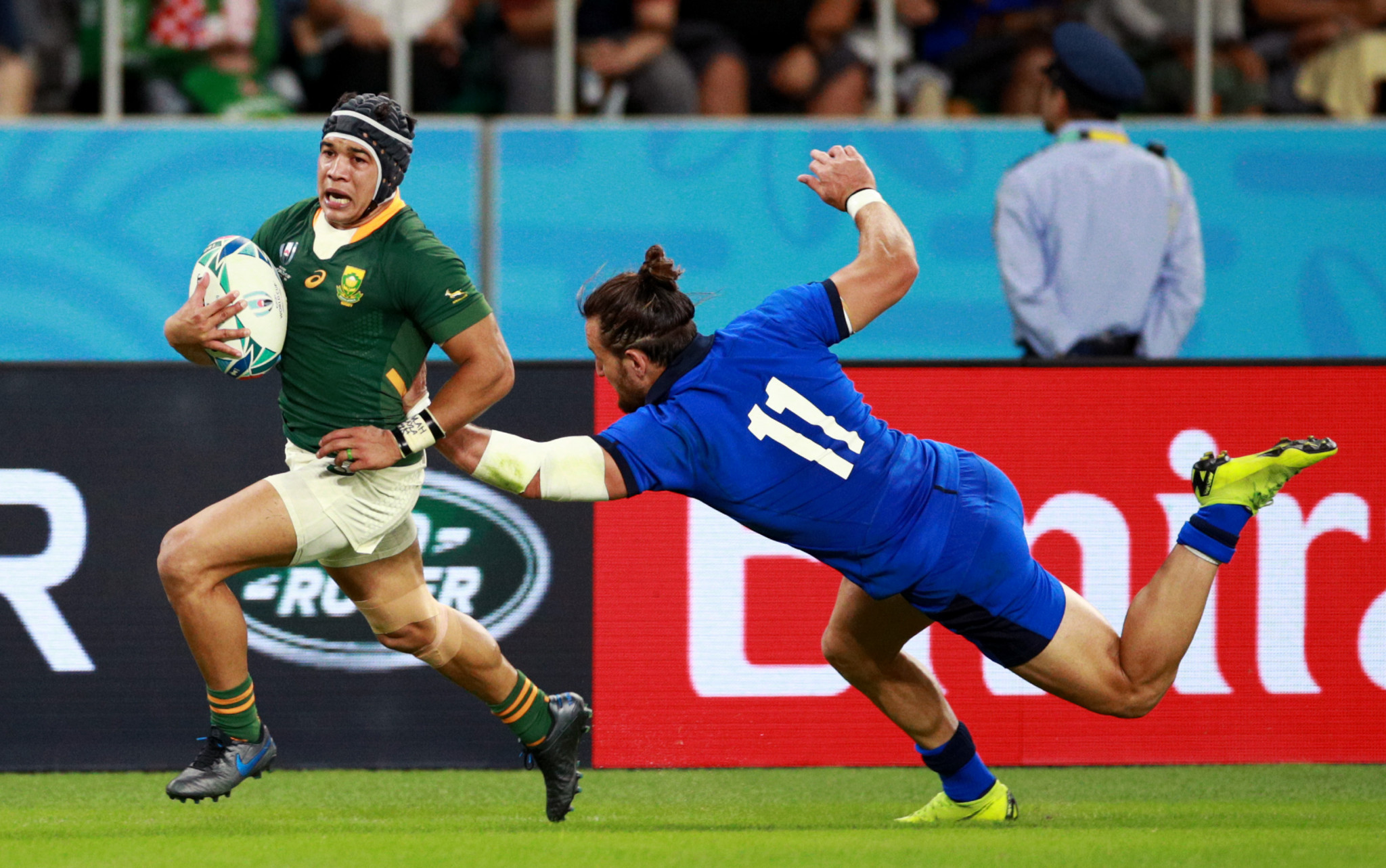 Perfectly balanced and elusive, Cheslin Kolbe scored the opening try for South Africa ©Getty Images