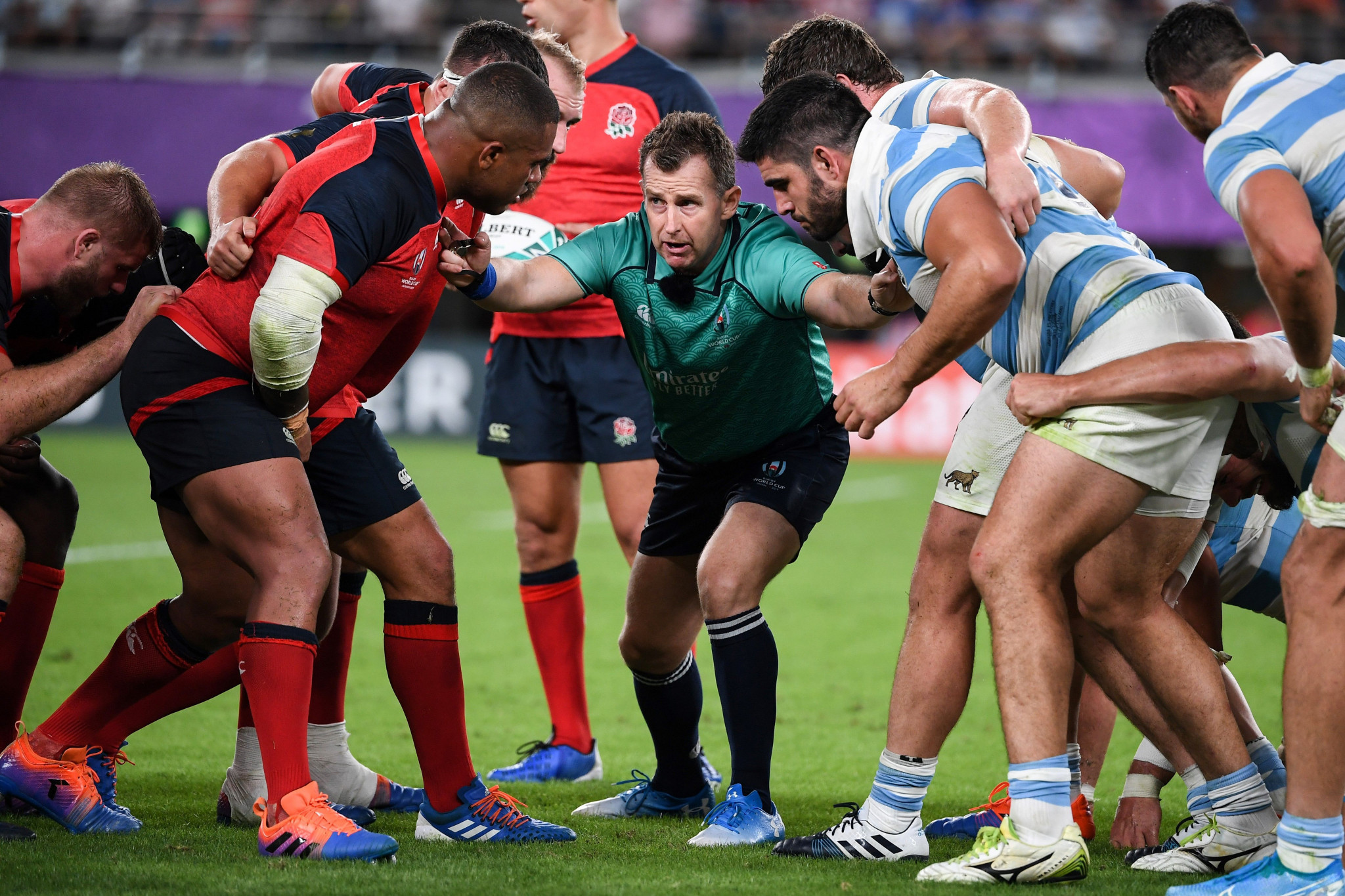 Referee Nigel Owens had his hands full controlling England vs Argentina ©Getty Images