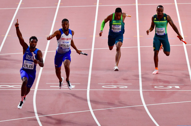 Noah Lyles, the individual 200m champion. anchors the United States to victory in the world 4x100m final in the second fastest time ever run, 37.10sec, to beat defending champions Britain and Japan ©Getty Images