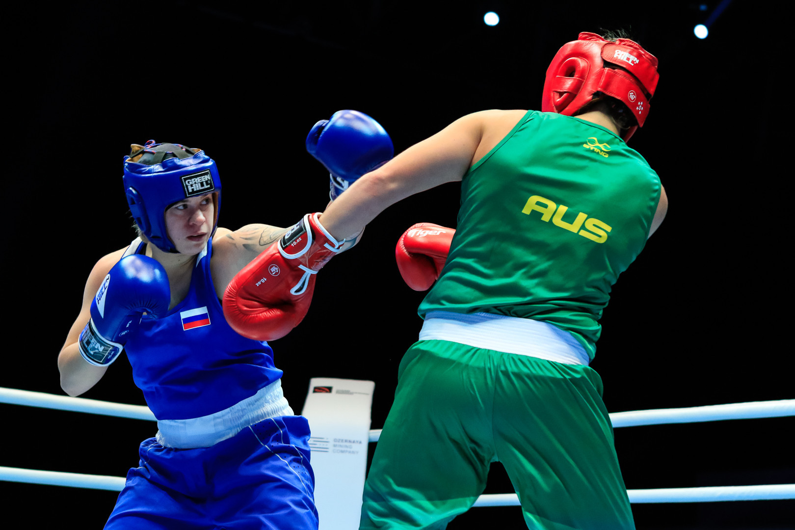  Ekaterina Dynnik continued Russia's success at the AIBA Women's World Championships with a win against Jessica Messina of Australia ©AIBA