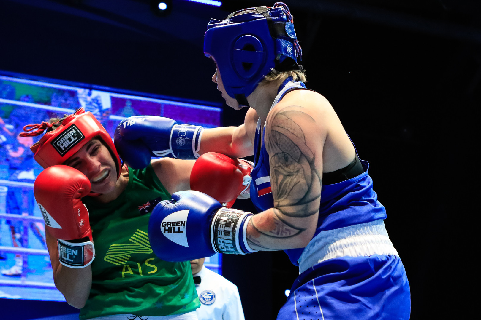 The hosts will have a boxer in the quarter-final, after Ekaterina Dynnik of Russia defeated Jessica Messina of Australia ©AIBA