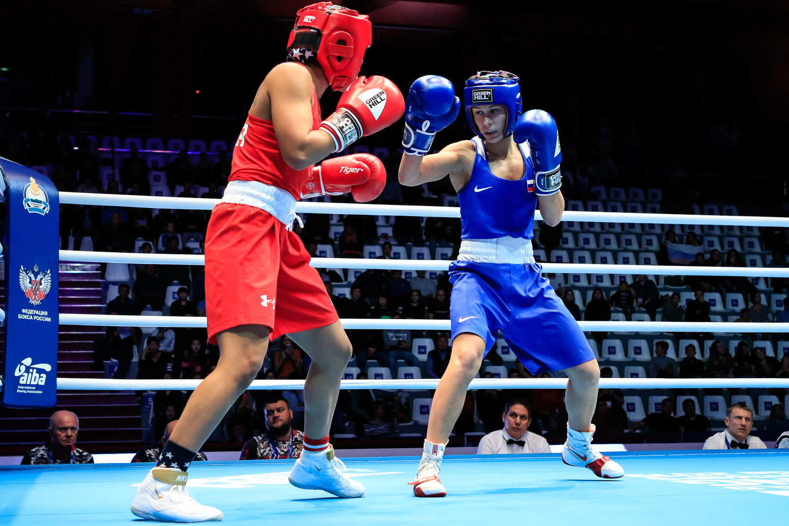 There was also success for Russia in the light flyweight division, with Ekaterina Paltceva taking on Breeanna Locquiao of the United States ©AIBA