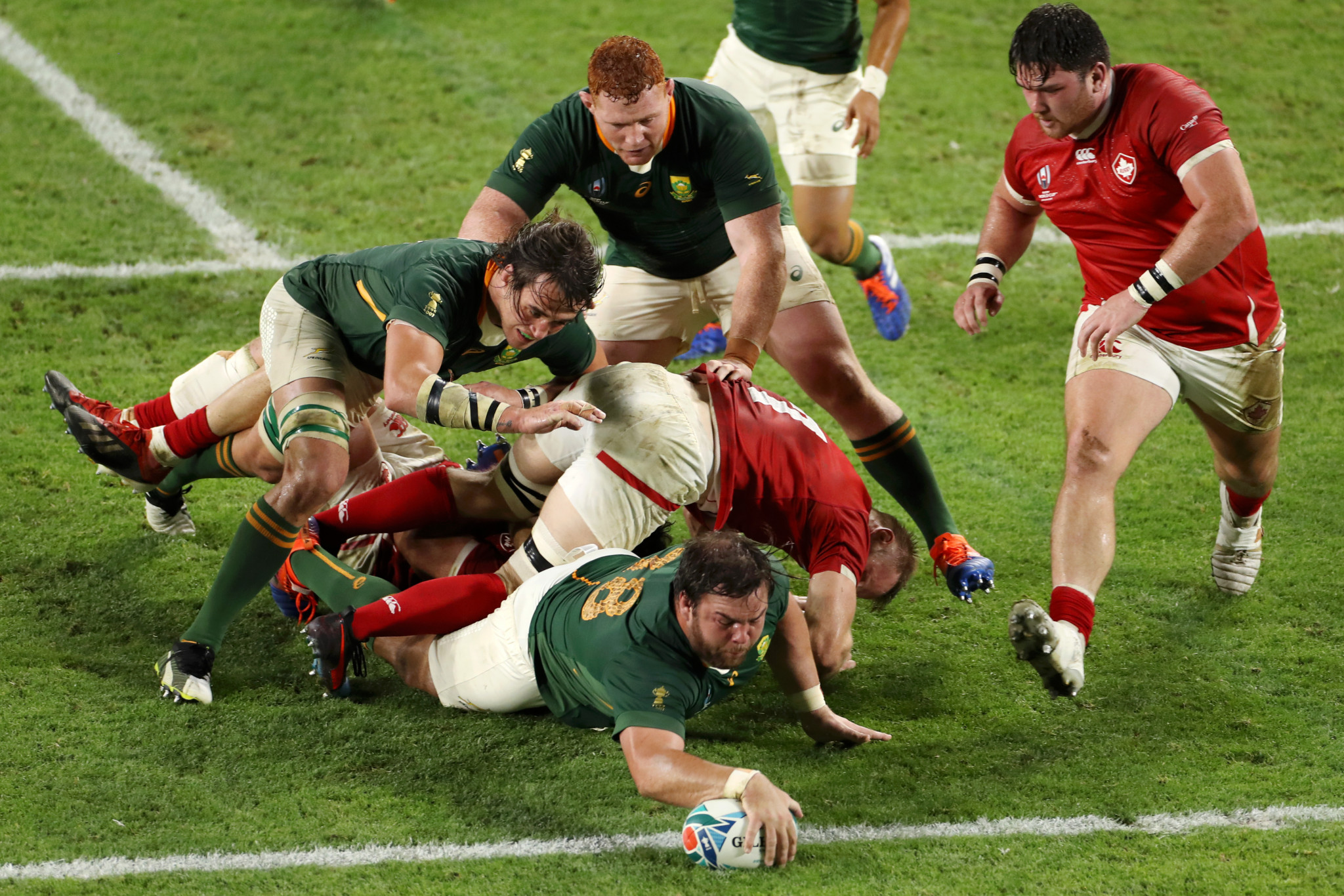 South Africa destroy Canada to make Rugby World Cup quarters