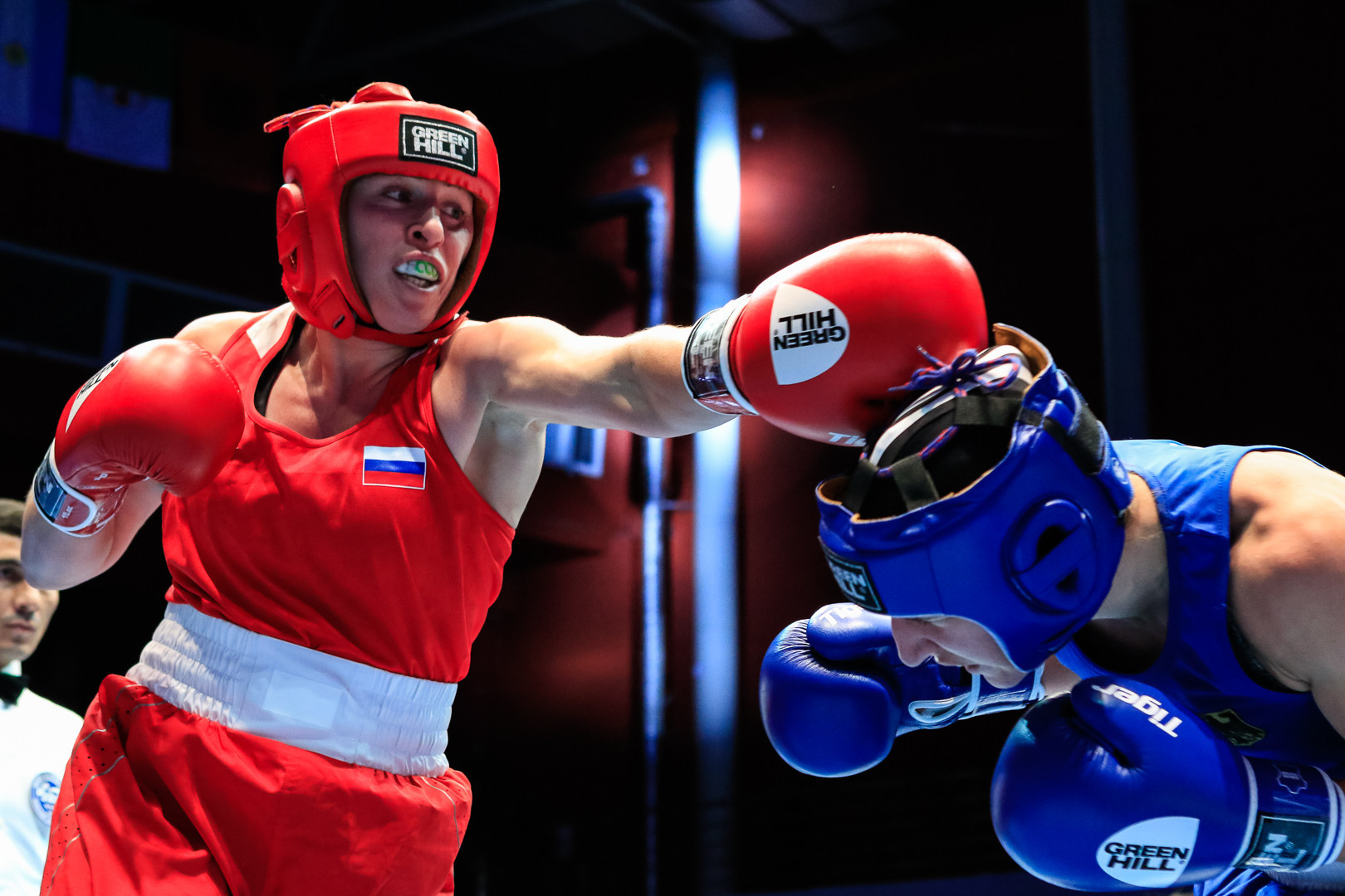 Dalgatova spurred on by home crowd at AIBA Women's World Boxing Championships