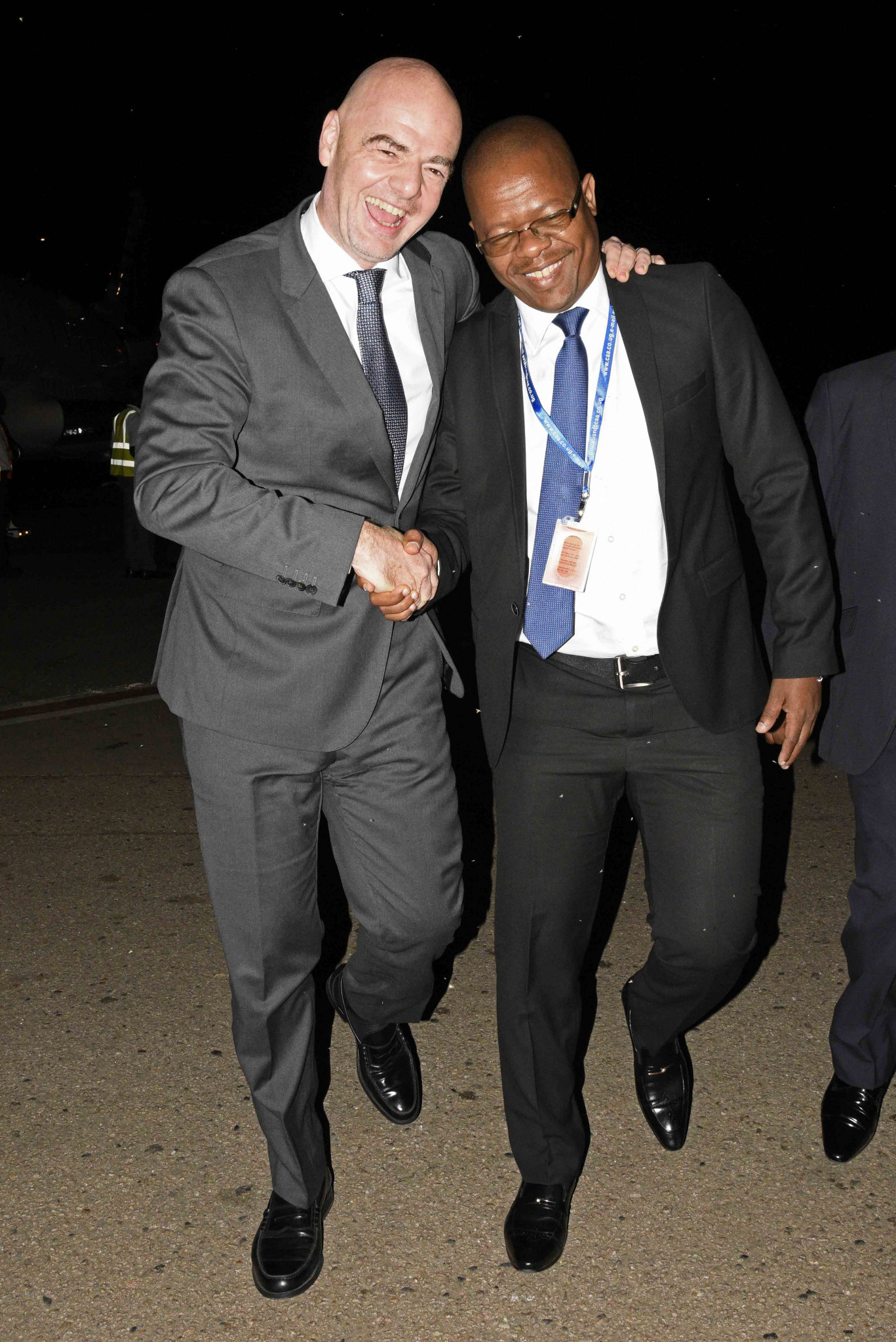 Moses Hassim Magogo with FIFA President Gianni Infantino ©Getty Images