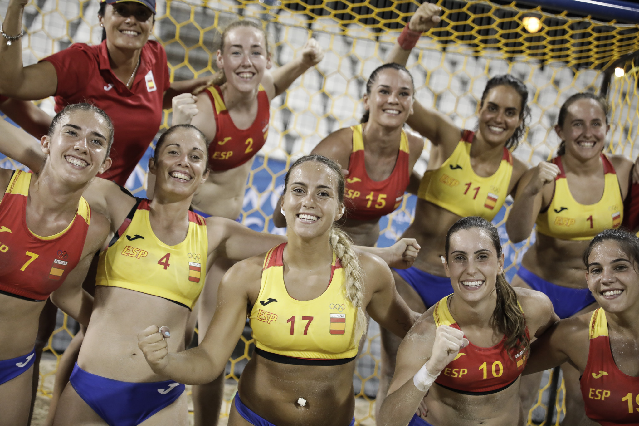 Spain's women enjoyed two beach handball wins ©ANOC