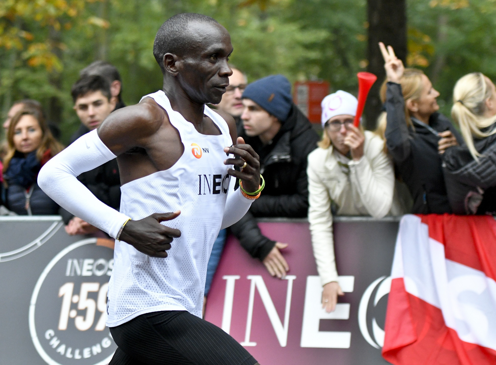 Eliud Kipchoge chases history in Vienna 