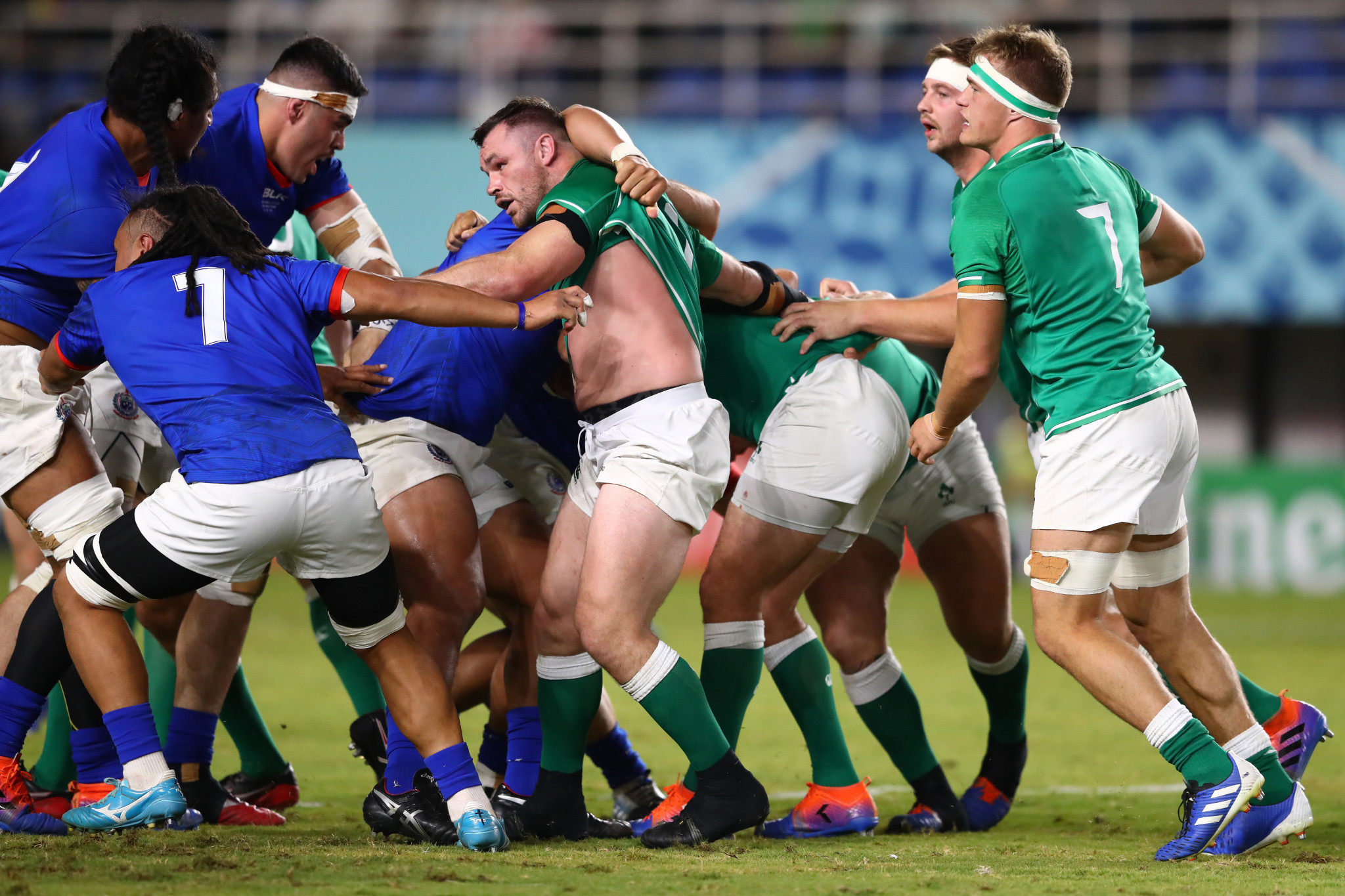 But despite going down to 14 men, Ireland's pack helped them control the second half ©Getty Images