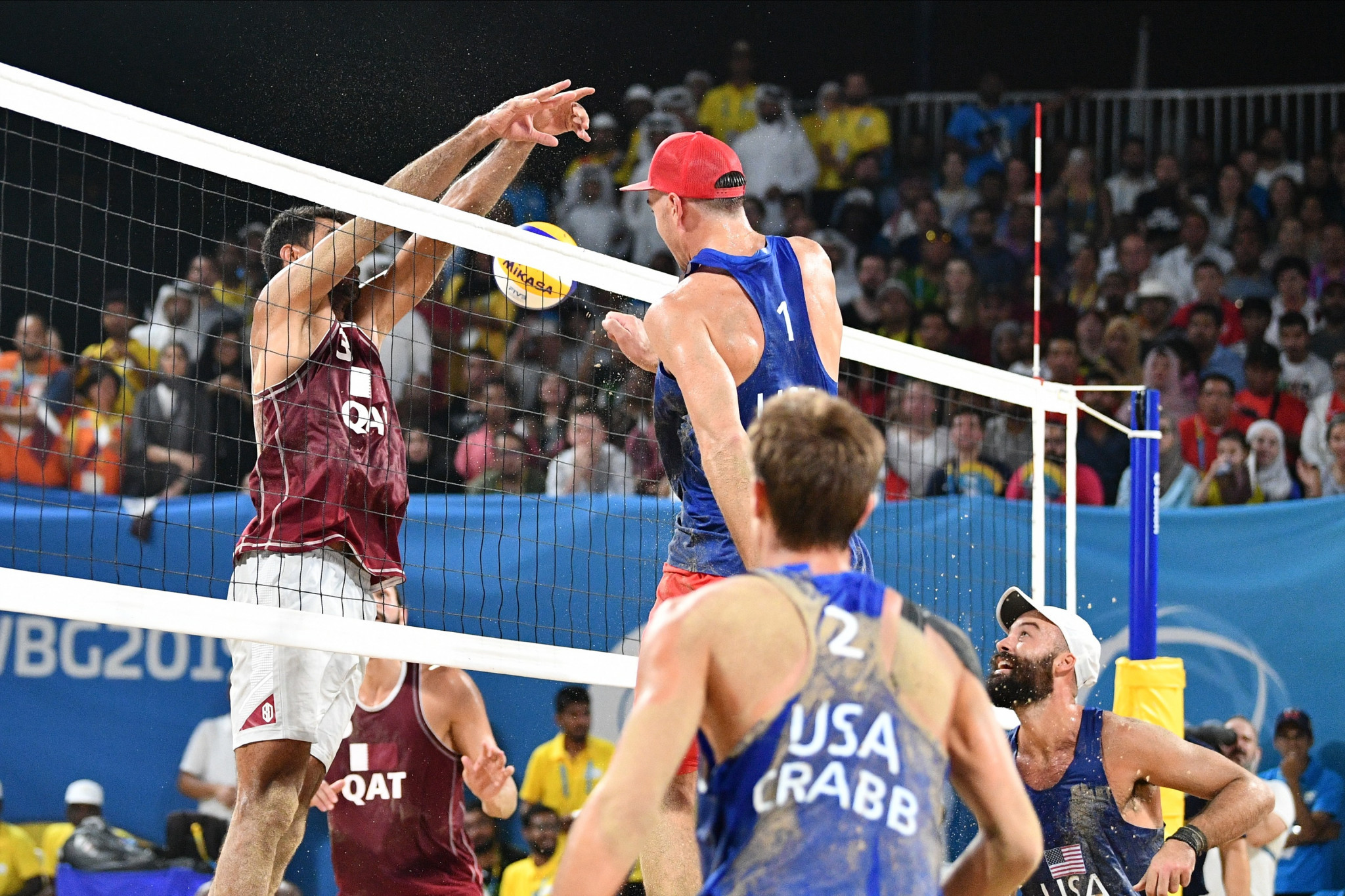 United States beat hosts Qatar to win the men's beach volleyball title ©ANOC