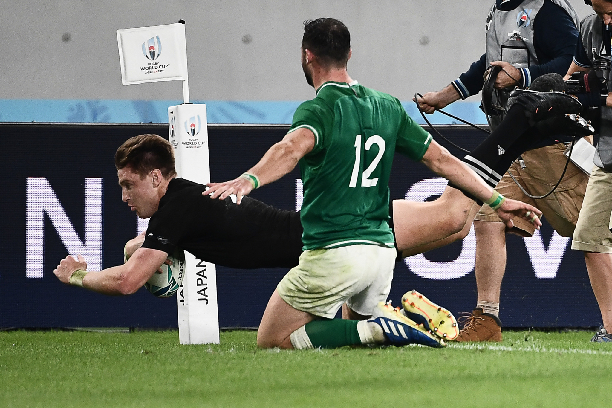 Jordie Barrett completed Ireland's humiliation ©Getty Images