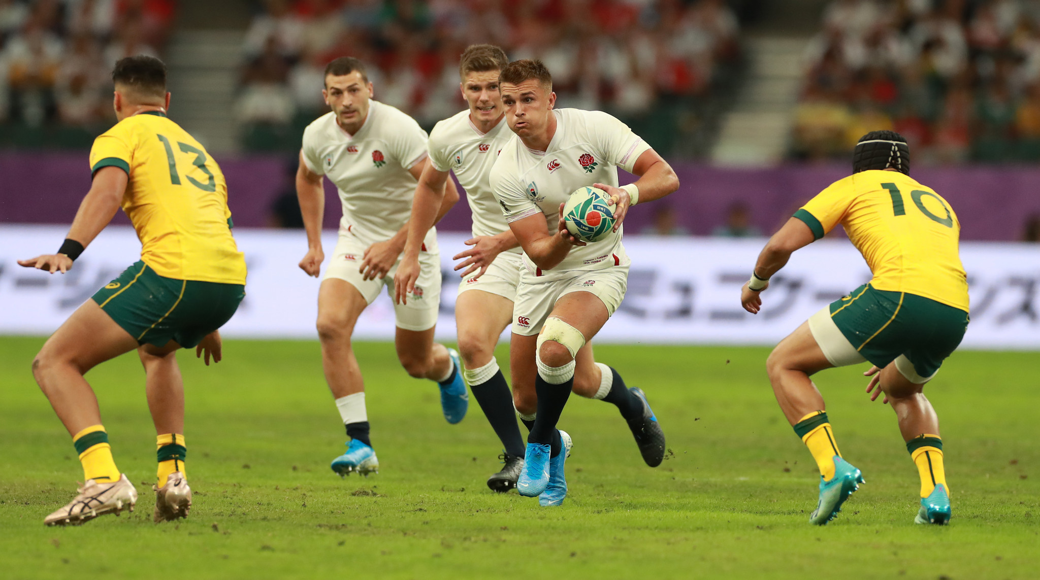 Owen Farrell switched back to flyhalf and his overall performance was magnificent ©Getty Images