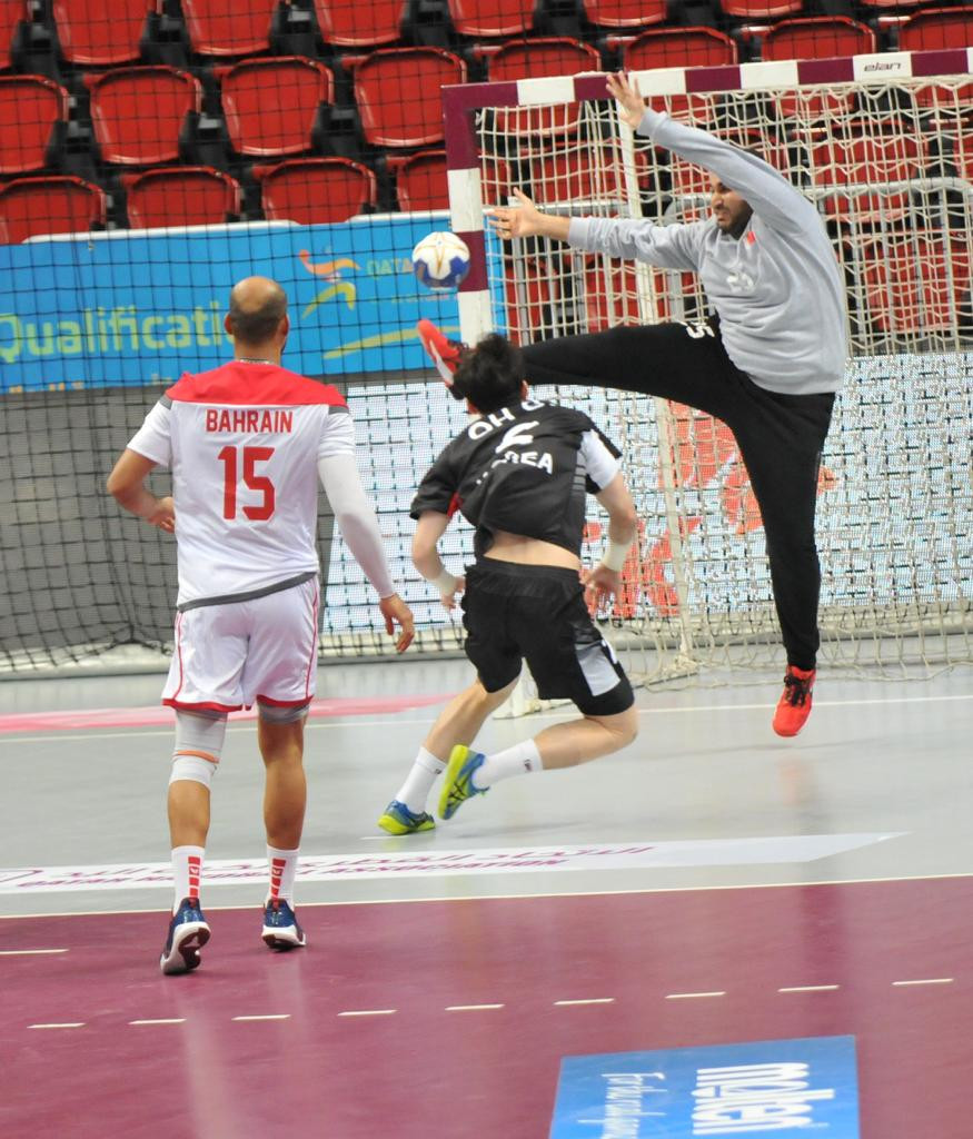 South Korea defeated Bahrain 31-30 to seal top spot in Group B ©Asian Handball Federation