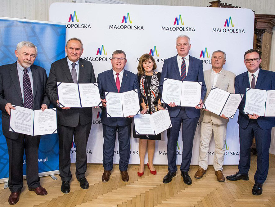 Kraków and the Małopolska region signed a letter of intent to officially confirm their joint collaboration for hosting the 2023 European Games ©EOC