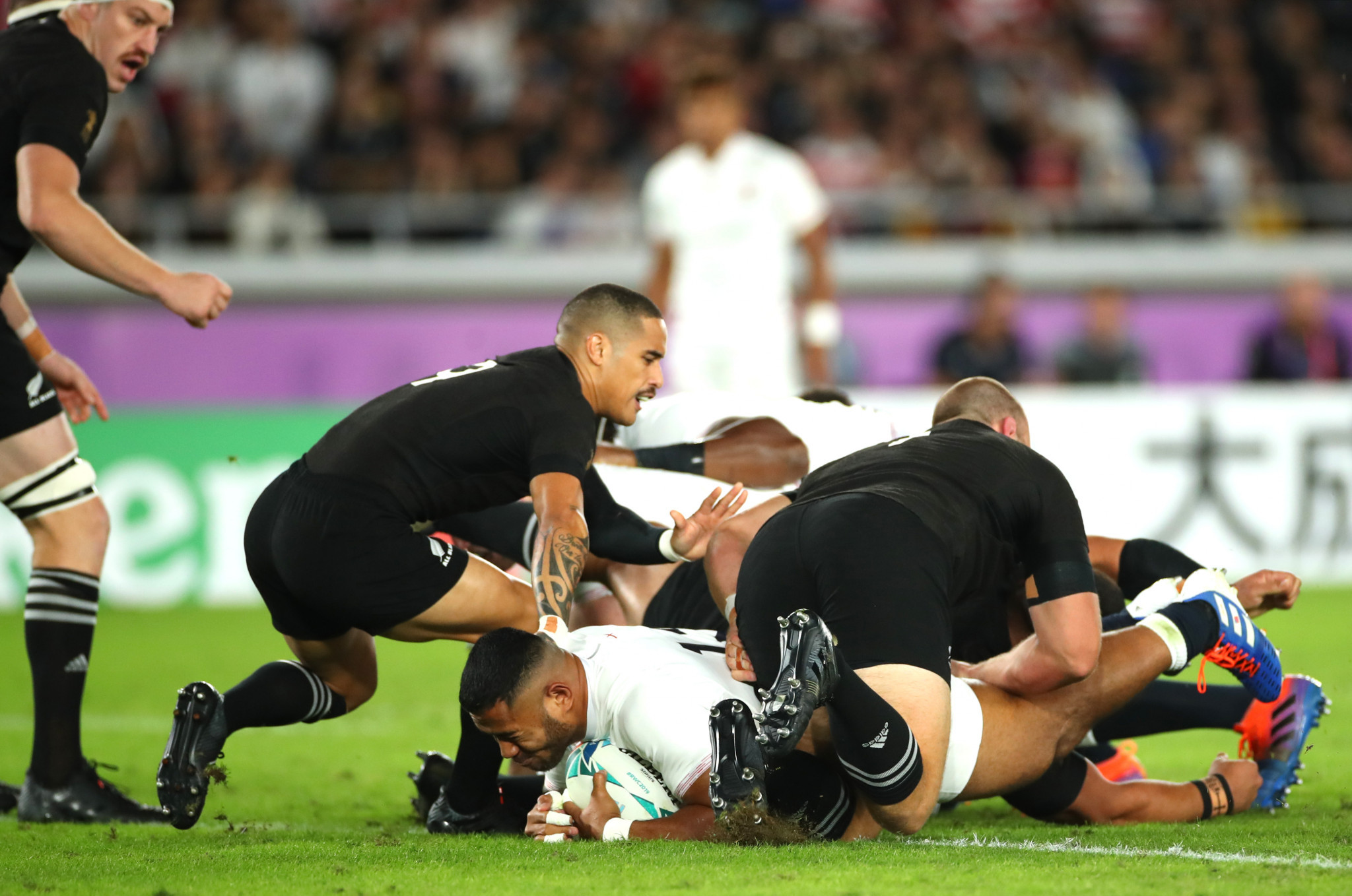 England overthrow New Zealand to make Rugby World Cup final