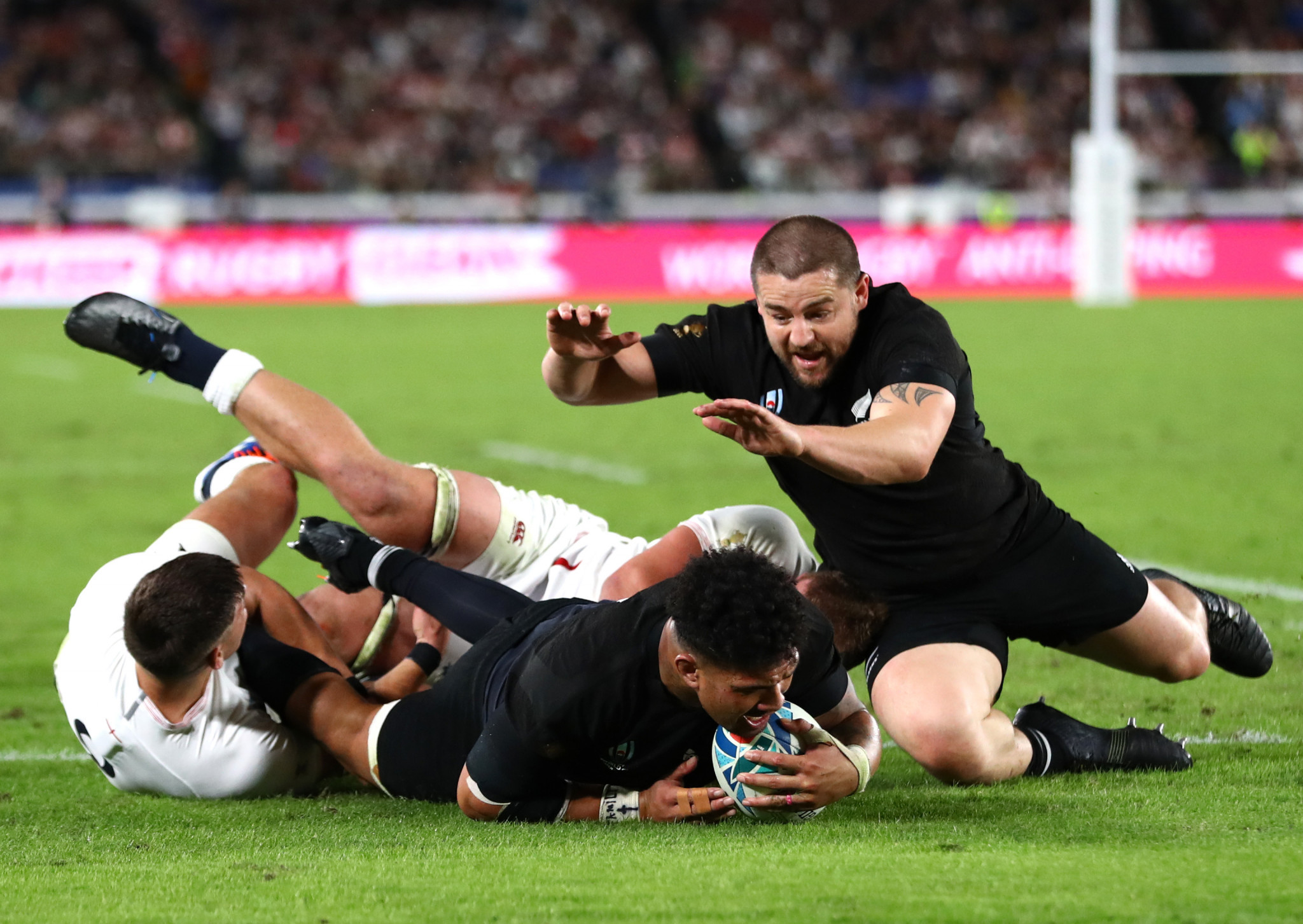 Ardie Savea scored for New Zealand, but it was a false dawn ©Getty Images