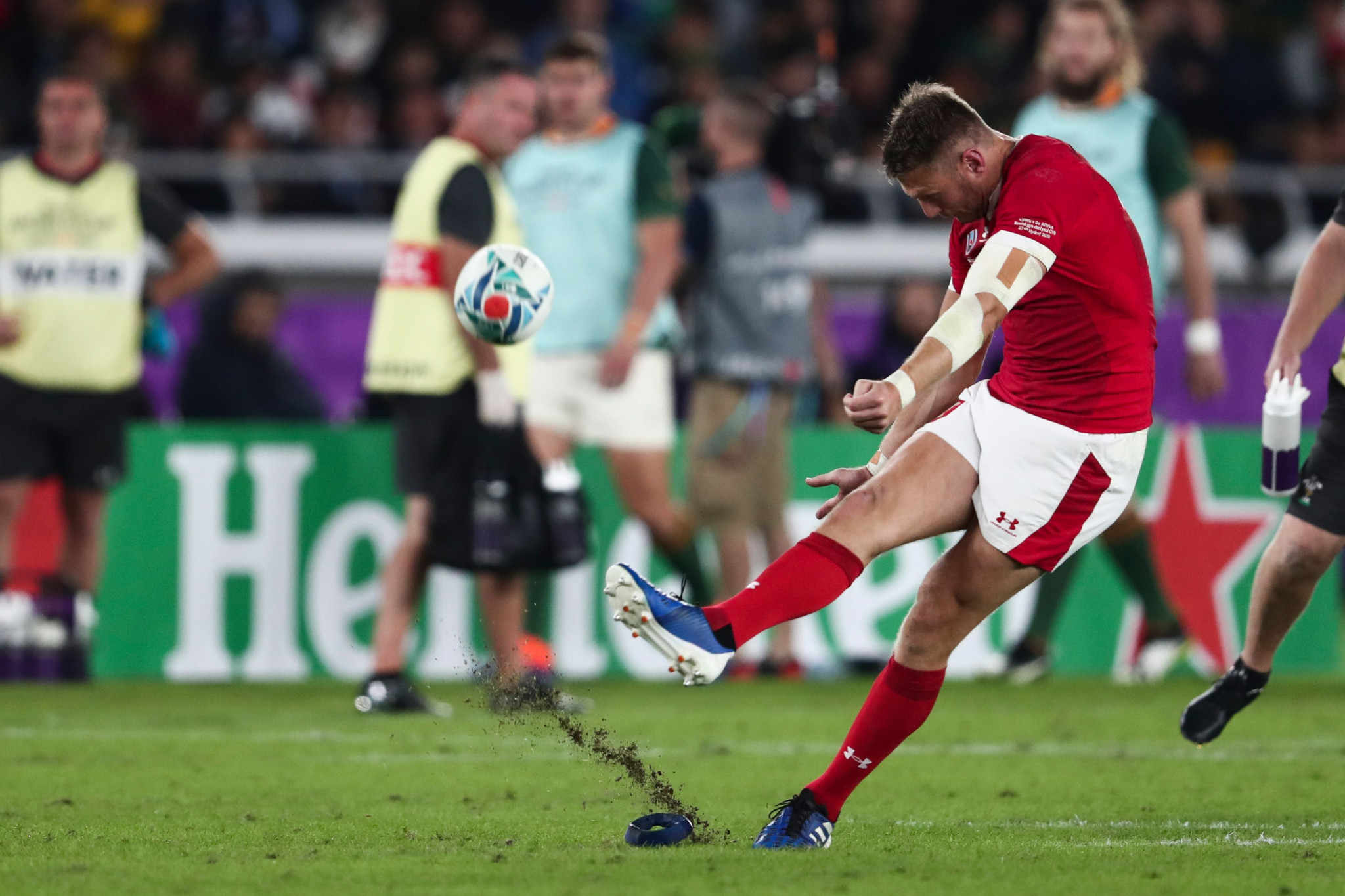 Dan Biggar scored three penalties for Wales ©Getty Images