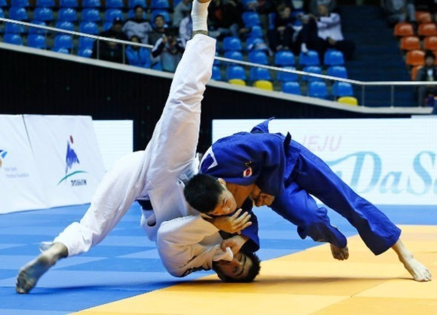 Sato Seidai marked his Judo World Tour debut by winning under 81kg gold