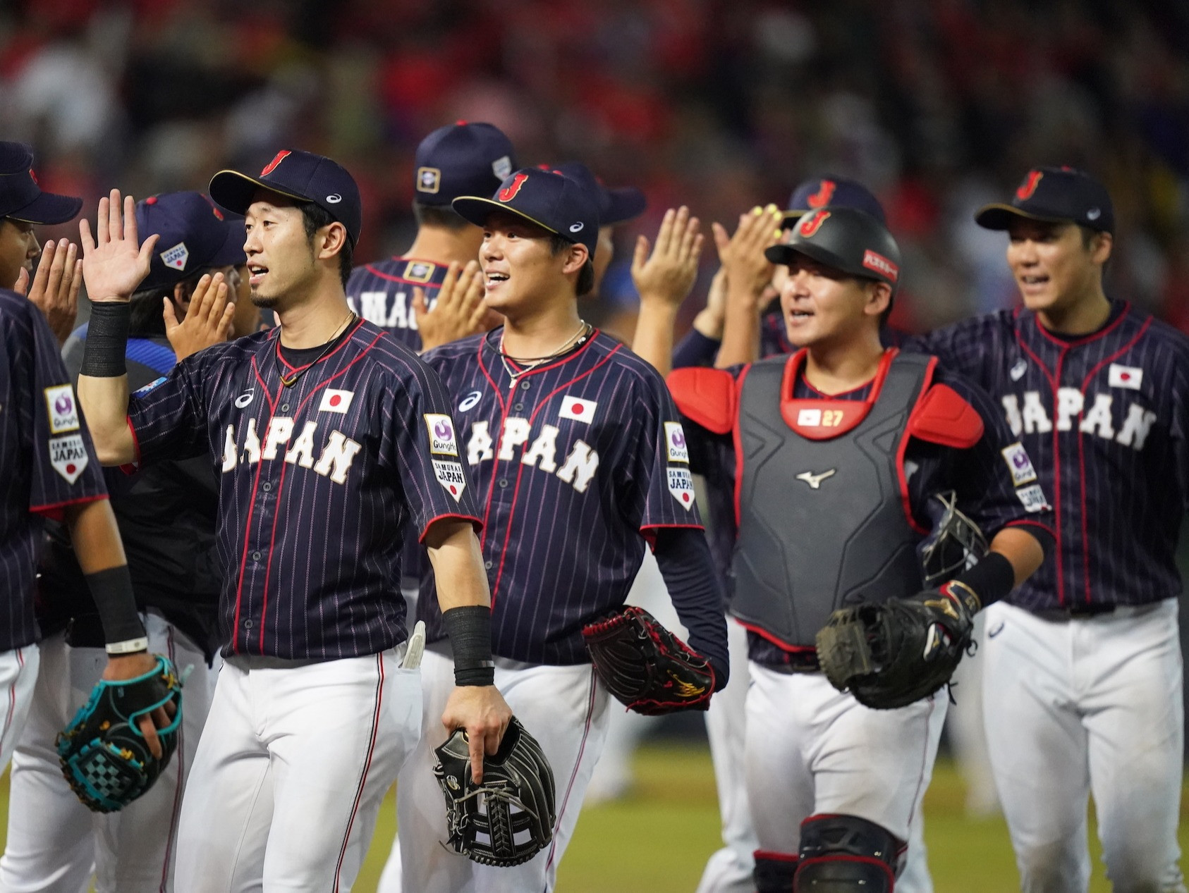 Japan see off Chinese Taipei to reach WBSC Premier12 super round with perfect record