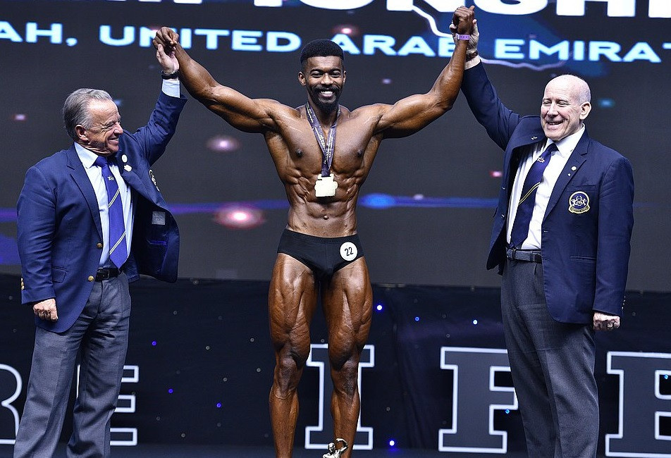Khalifah Ali Barman Shamroukh.of the UAE delighted the home crowd after claiming the overall title ©IFBB/EastLabPhotos