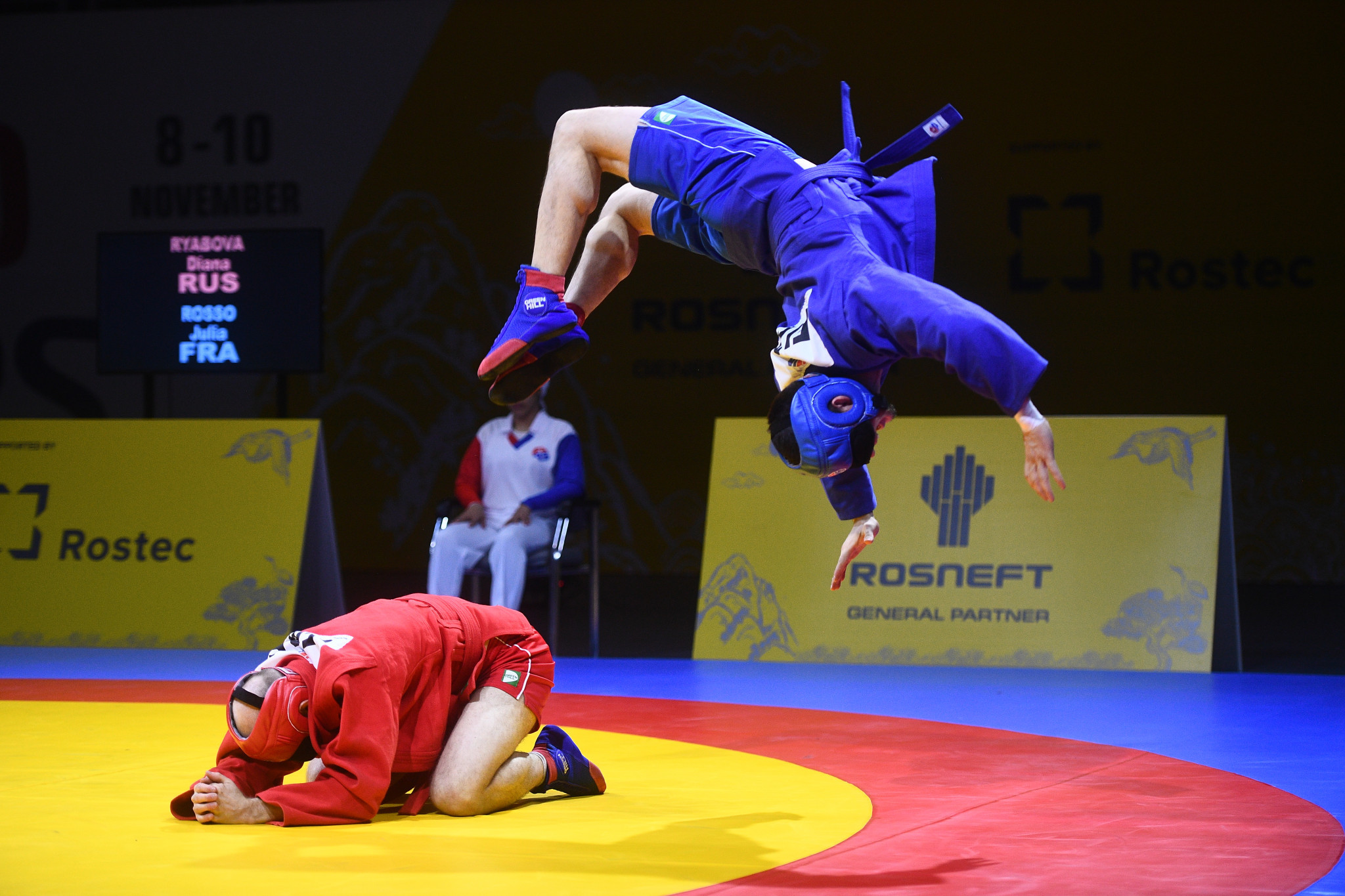 An appreciative crowd were treated to a dramatic blind sambo demonstration at the World Sambo Championships ©FIAS 