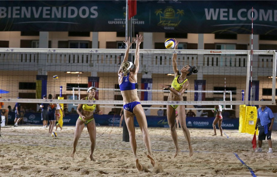 Brazilians Barbara Seixas and Fernanda Benti top Pool C after two opening day victories in Mexico ©FIVB