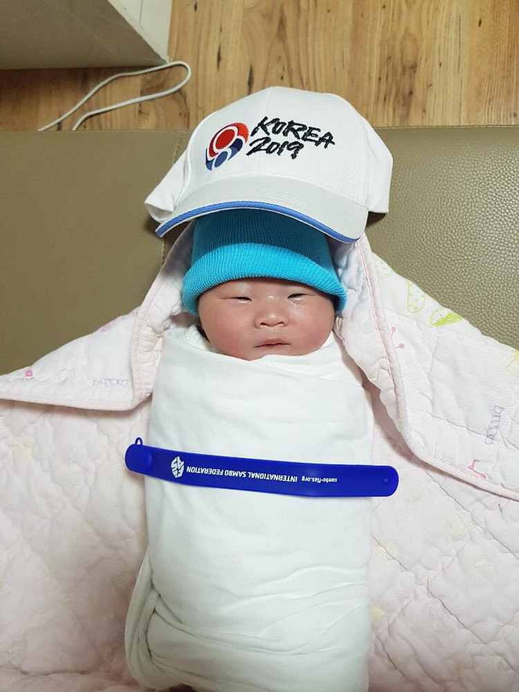 A South Korean sambo trainer has named his son Sambo after his birth during the World Sambo Championships in Cheongju ©FIAS