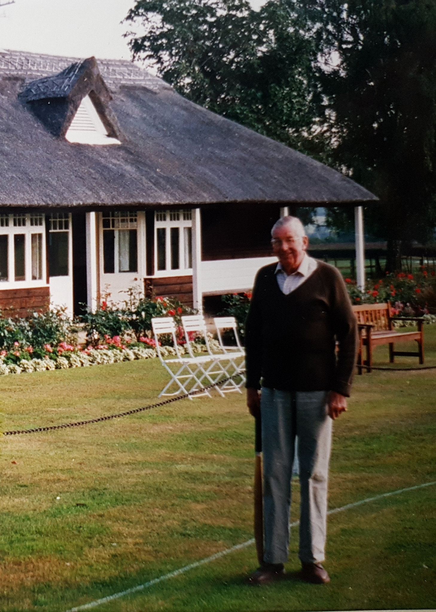 Captain Dick Hawkins at Everdon Hall cricket ground in the mid 1990s ©ITG