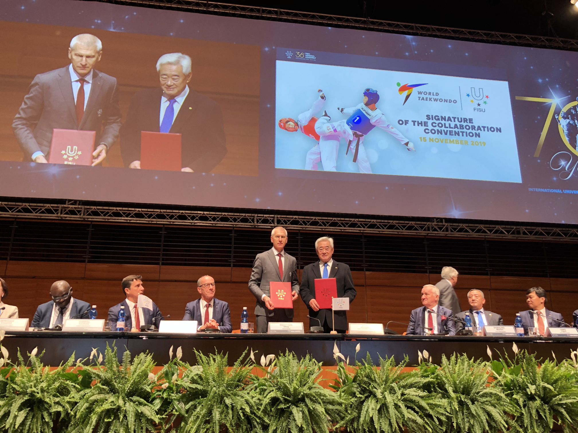 World Taekwondo and FISU signed an MoU during the General Assembly ©World Taekwondo