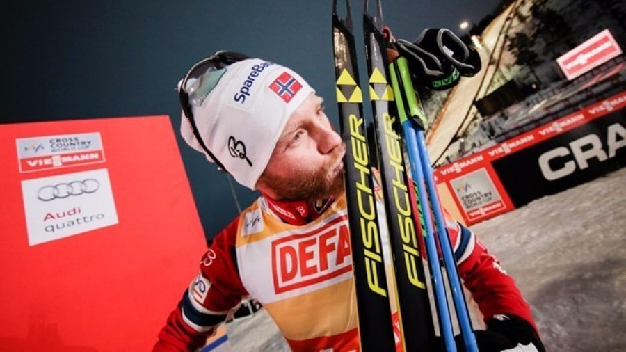 Martin Johnsrud Sundby continued his winning run with victory in the 10km men's race ©FIS