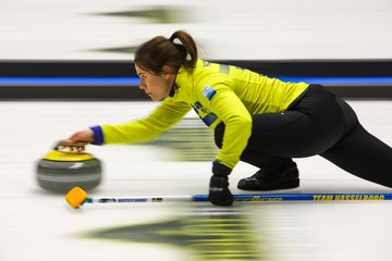 Women's semi-finalists decided at European Curling Championships