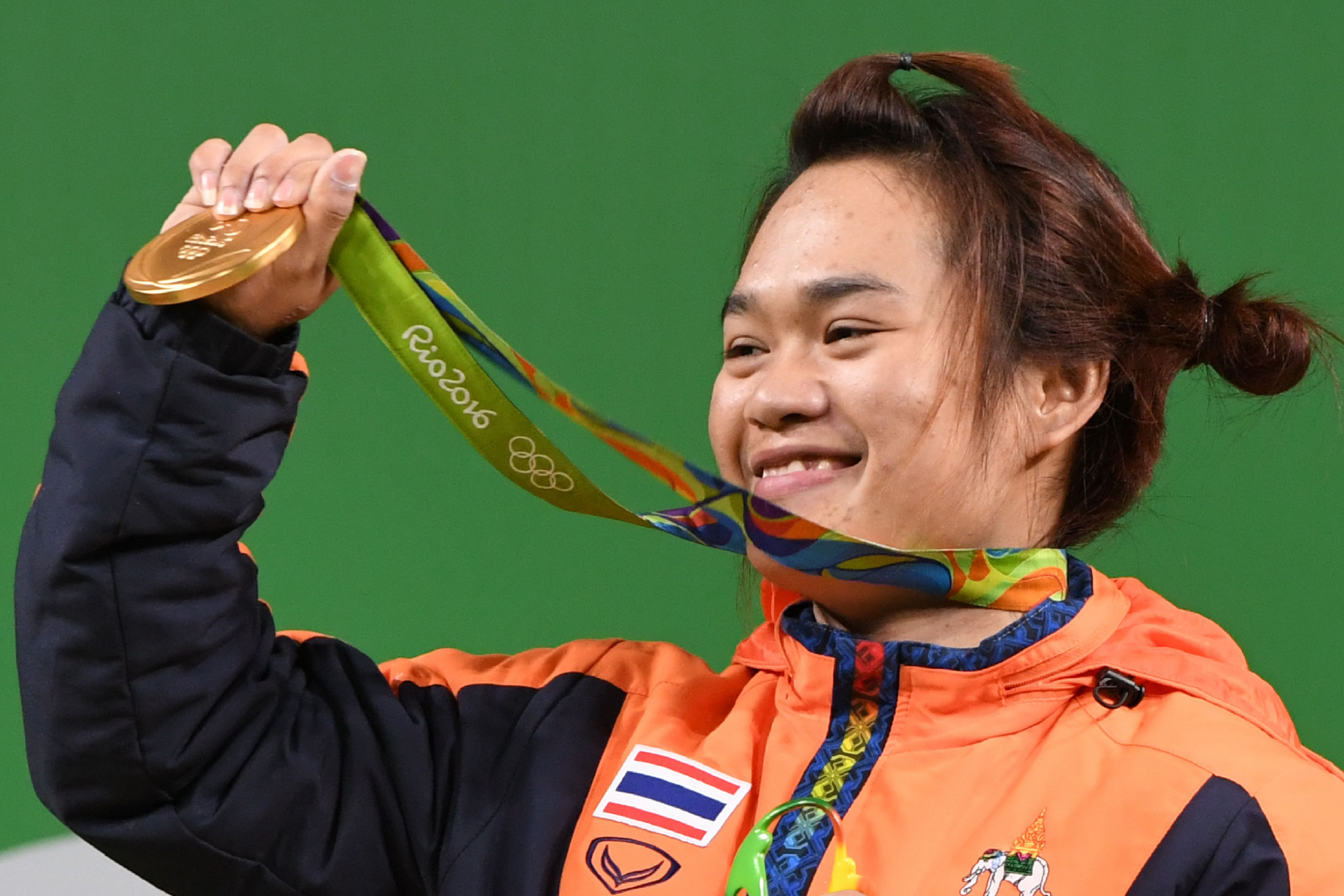 Thai Weightlifter Loses Youth Olympics Gold Medal For Doping