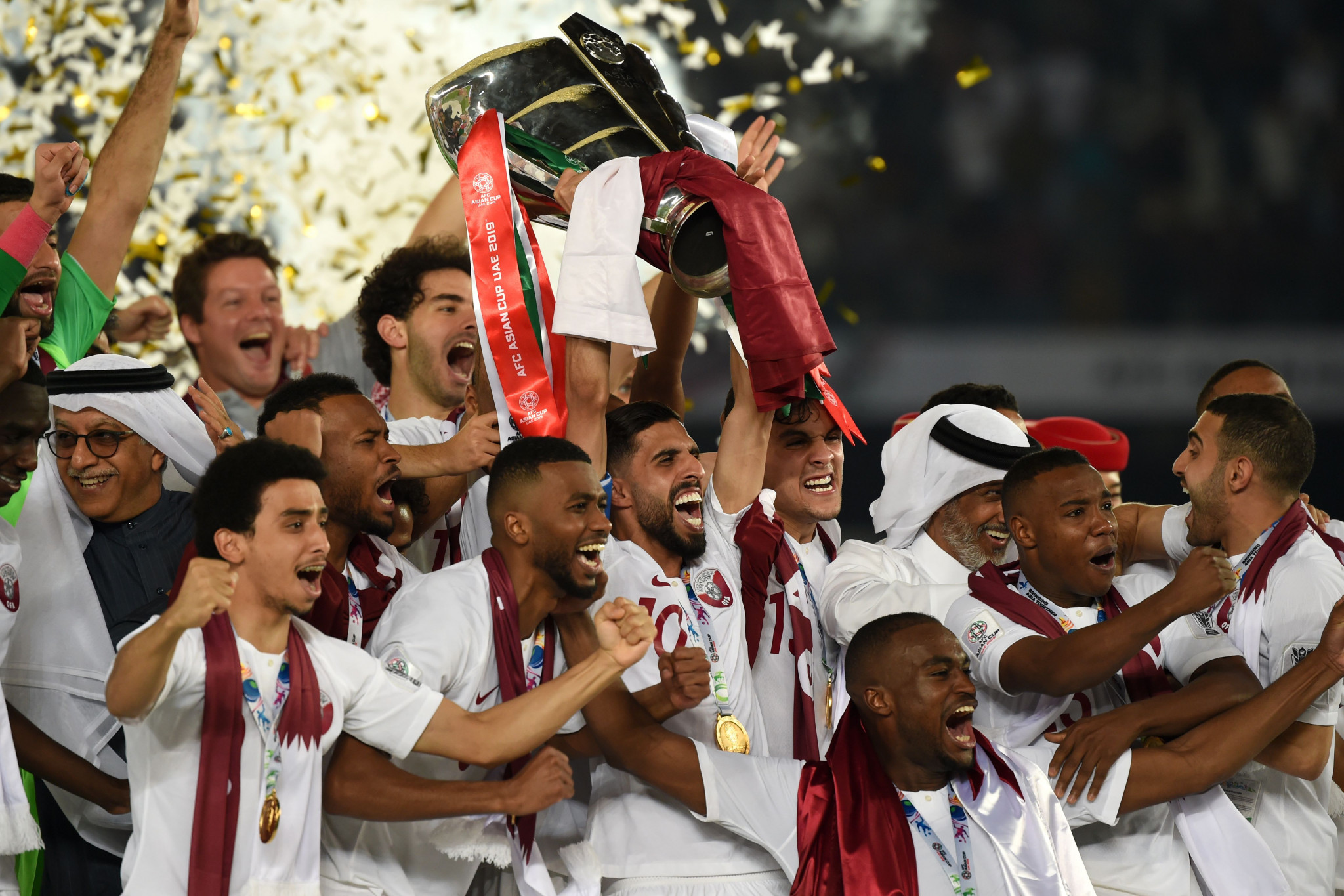 Qatar's men's football team were also honoured at the ceremony ©Getty Images