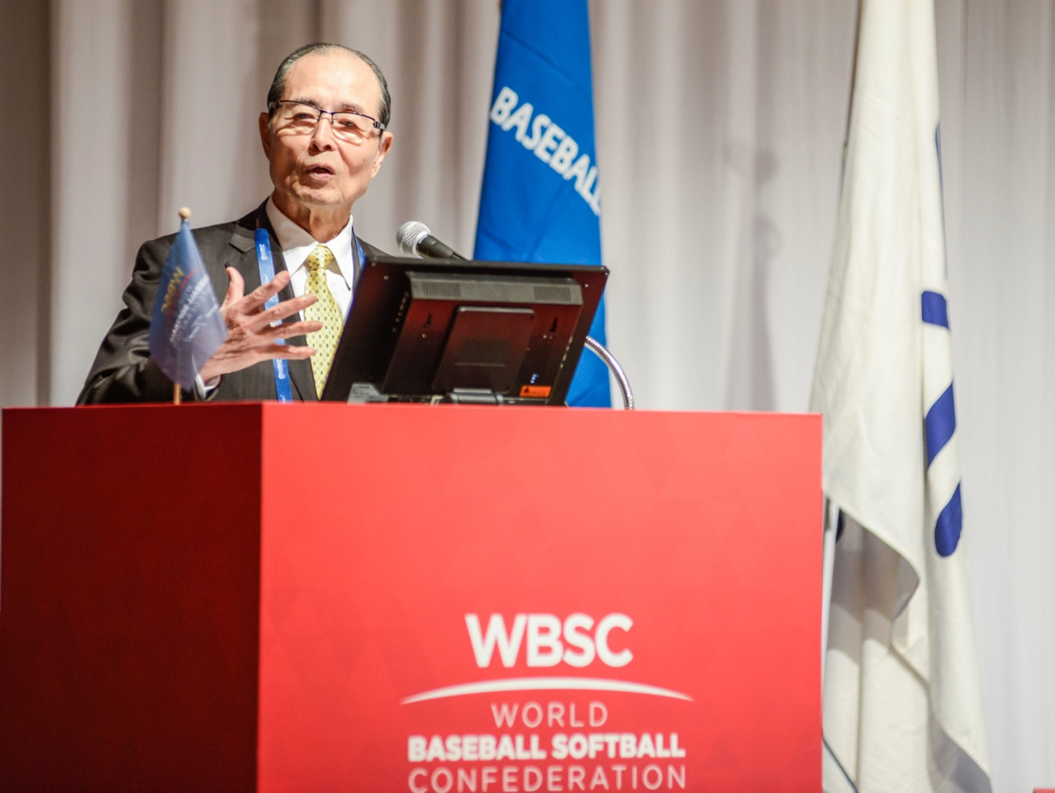 Japanese baseball legend Sadaharu Oh made the announcement about the World Children's Baseball Fair Foundation at the WBSC Congress ©WBSC