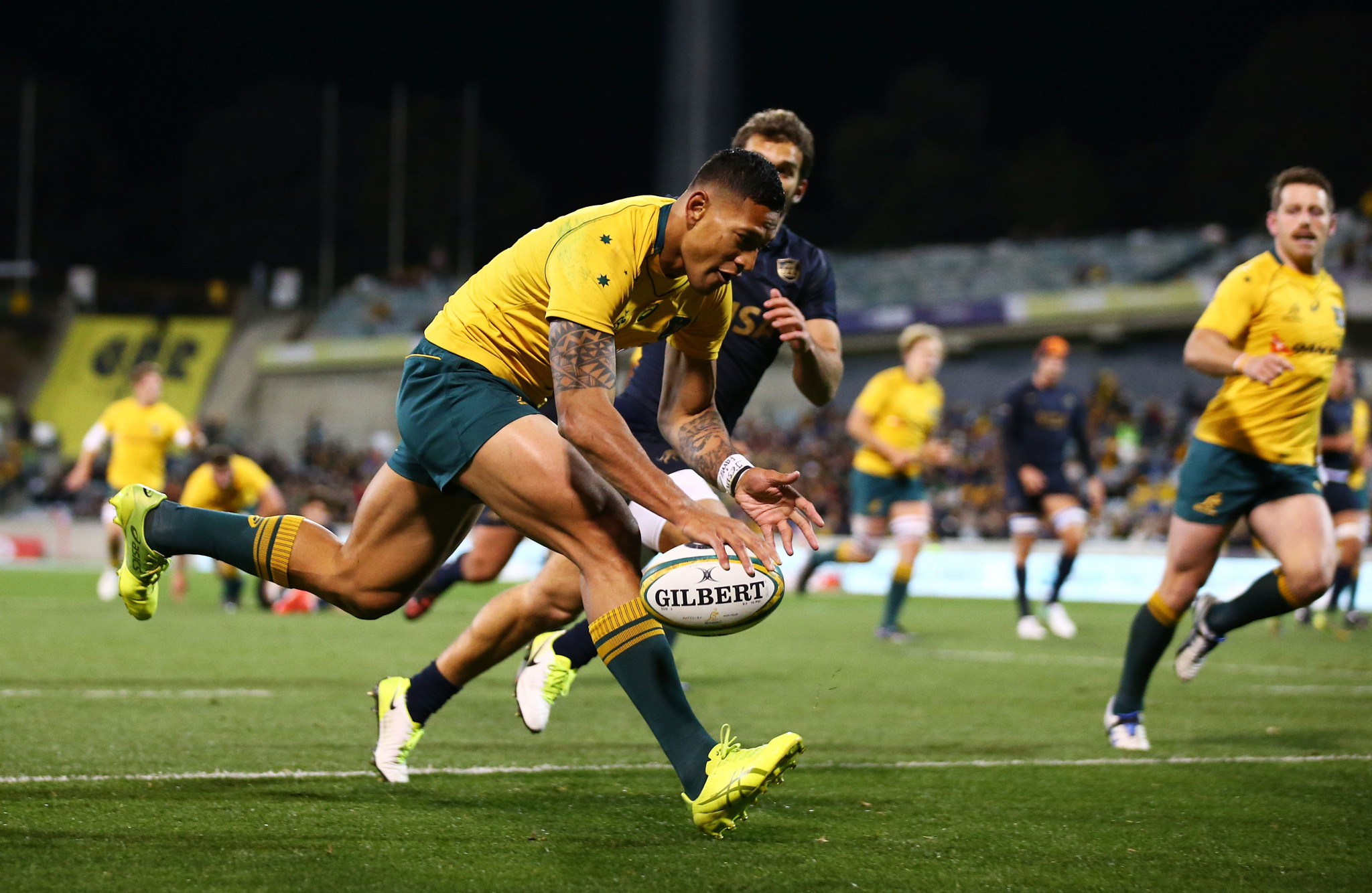 Israel Folau was one of Australia's key players before his sacking ©Getty Images