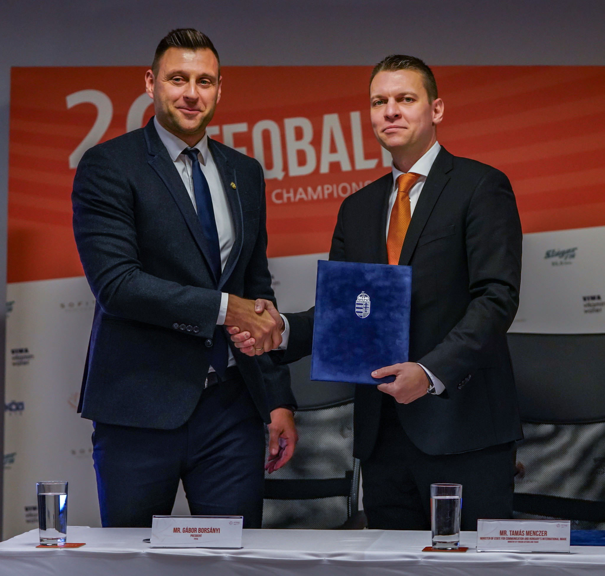 FITEQ President Gábor Borsányi and Tamás Menczer, State Secretary for Information and International Representation of Hungary, signed a strategic cooperation agreement during the press conference ©FITEQ