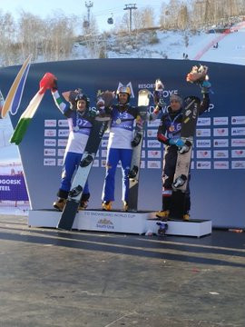 Italy’s Roland Fischnaller topped the men's parallel giant slalom podium at the FIS Alpine Snowboard World Cup in Bannoye ©fissnowboard/Twitter