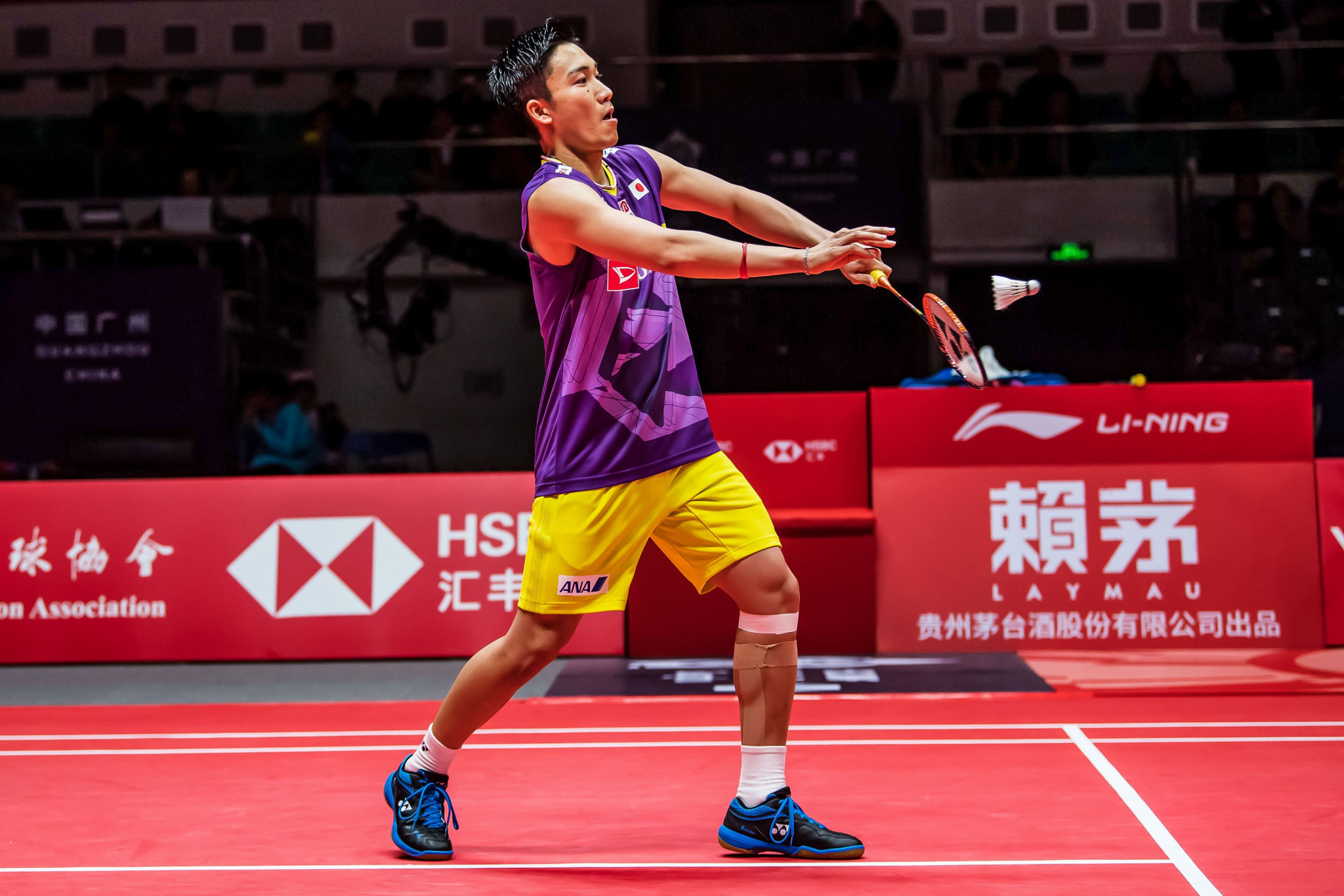 World champion Kento Momota en route to an opening win at the BWF World Tour Finals in China ©Getty Images