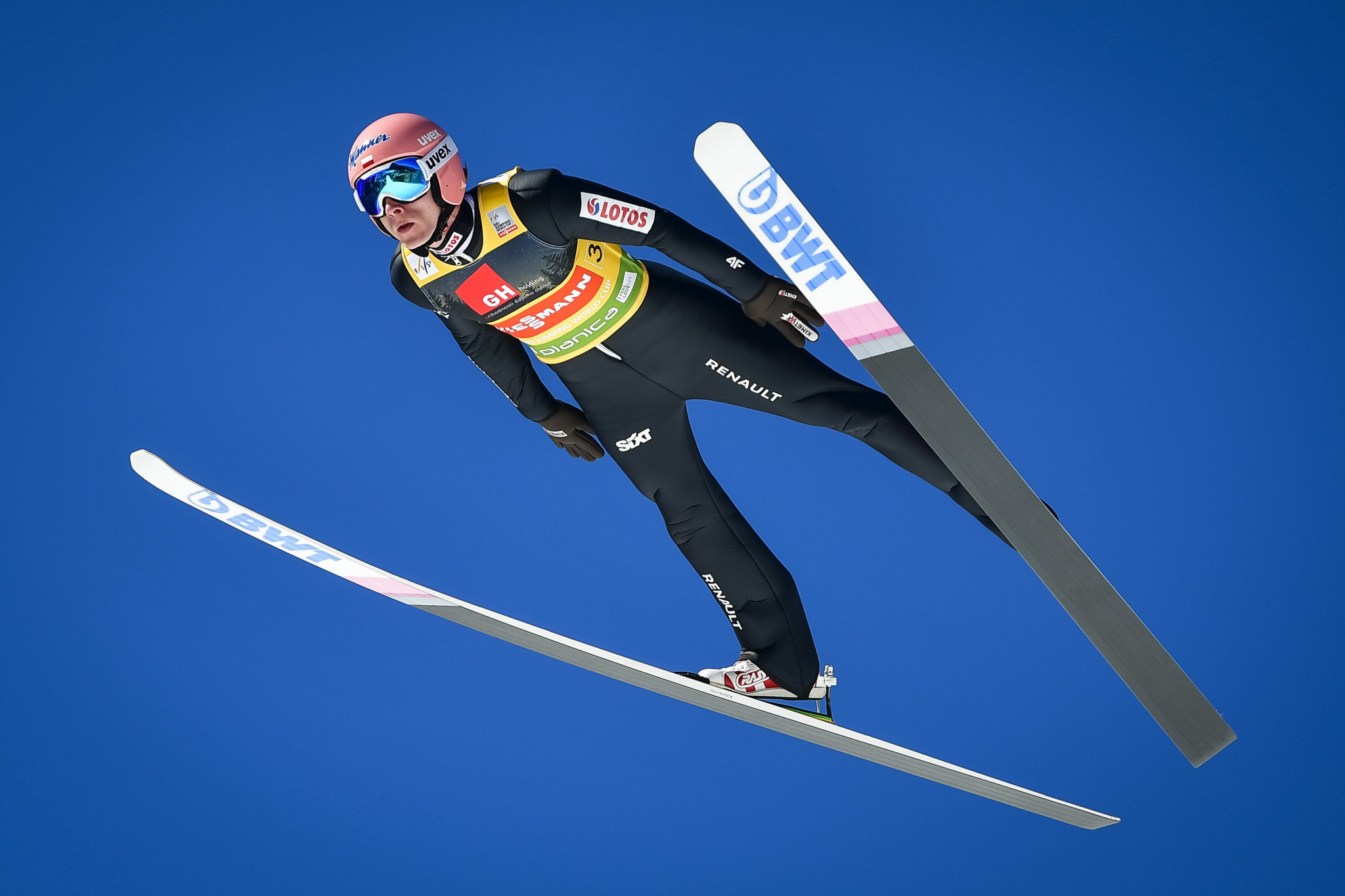 Poland win team competition at FIS Ski Jumping World Cup