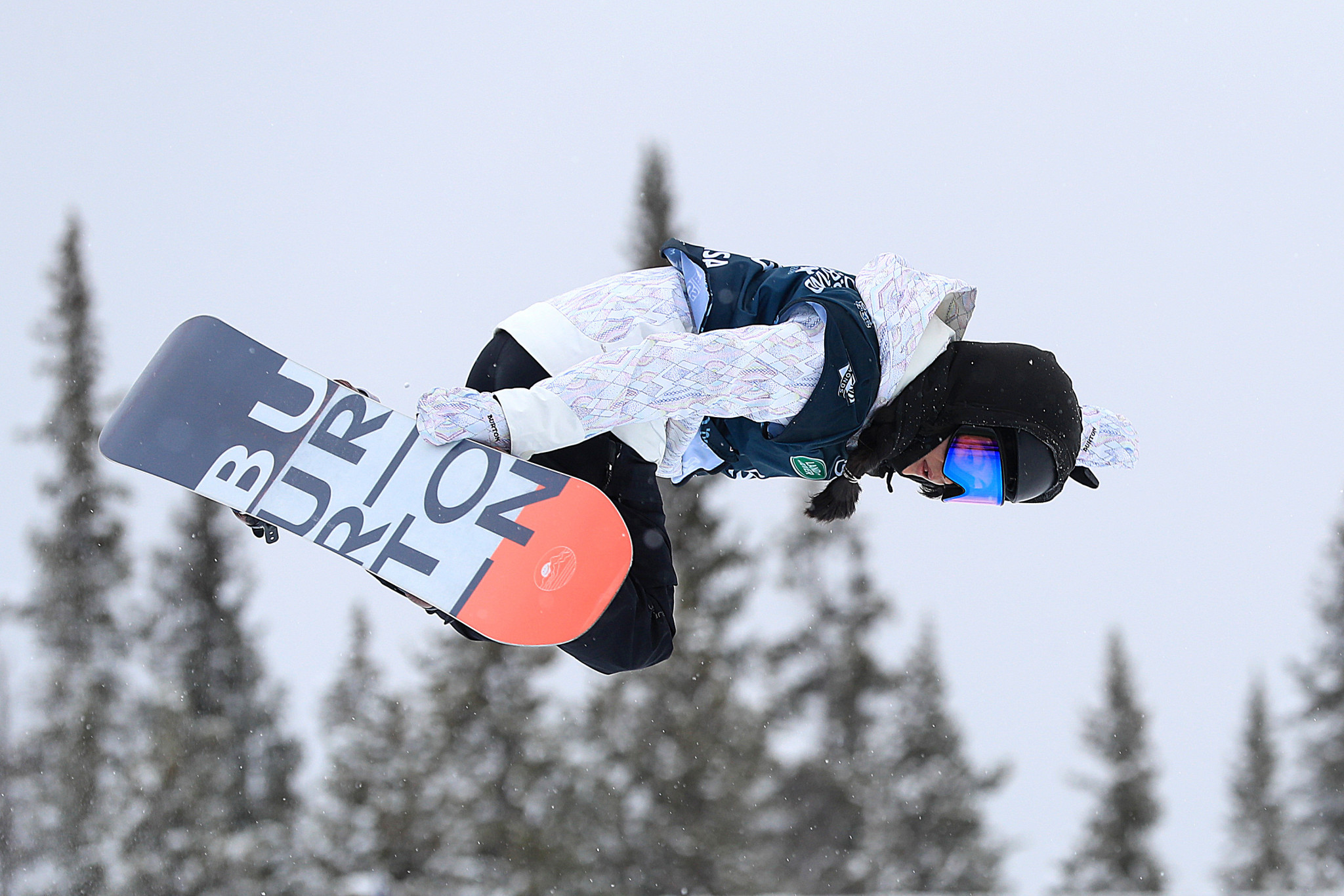 China out to continue strong halfpipe form at FIS Snowboard World Cup