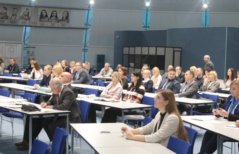 The seminar brought together many sports industry specialists ©Belarus NOC