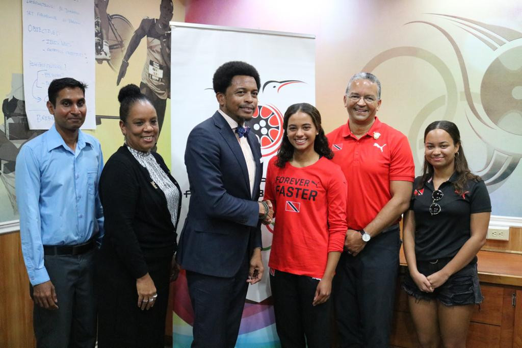 Abigail Vieira appeared at a media event alongside her family, TTOC President Brian Lewis and secretary general Annette Knott and Trinidad and Tobago Snowsports Federation President Hamish Hasmath ©TTOC